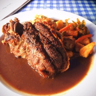 Pork Knuckle - 位於Bukit Merah的Stew Kuche - Salute Coffee Shop (Bukit Merah) | 新加坡