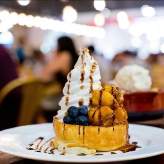 Caramelised Banana Pancake - Bugis / Miam Miam (Bugis)|Singapore