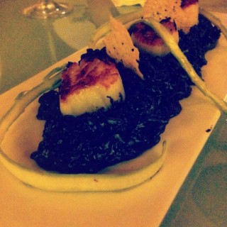 Scallops and Squid Ink Risotto - Fort Bonifacio / Vask Modern Tapas & Gastronomic Cuisine (Fort Bonifacio )|Metro Manila