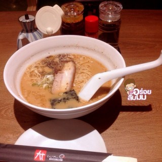 Tonkotsu ramen - ในคันนายาว จากร้านไอ เจแปนนิส วิลเลจ (คันนายาว)|กรุงเทพและปริมลฑล