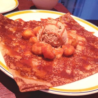 Crepe with Caramelized banana and salted caramel ice cream - Causeway Bay's LA Creperie (Causeway Bay)|Hong Kong