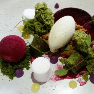 Dessert of the day: Sweet Potato and Smoked Peppermint Icecream - 位于勿洛的FatCat Ice Cream Bar (勿洛) | 新加坡
