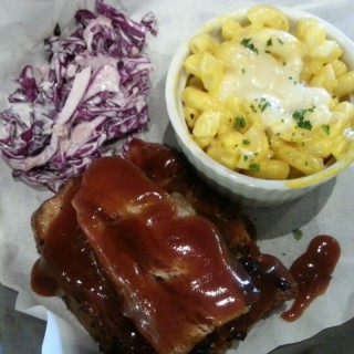 Slow Roasted Pork Belly with Mac and Cheese and slaw - Diliman's Backyard Kitchen + Brew (Diliman)|Metro Manila