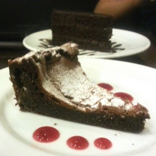 Chocolate Souffle - Fort Bonifacio 's Kuppa Roastery & Cafe' (Fort Bonifacio )|Metro Manila