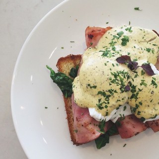 Truffle Benedict - 位於Thomson的Pacamara Boutique Coffee Roasters (Thomson) | 新加坡