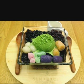 Grass jelly dessert with matcha, taro and green tea ice cream - Pantai Indah Kapuk / Sumoboo (Pantai Indah Kapuk)|Jakarta