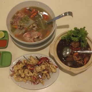 seafood - ในTebet จากร้านPondok Ulam Sari Restaurant (Tebet)|Jakarta