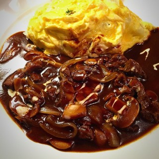Beef Stroganoff Butter Omu Rice - 位於Alexandra的Ma Maison (Alexandra) | 新加坡
