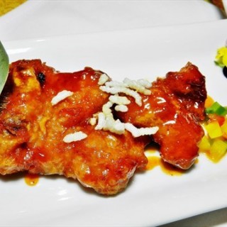 Braised Pork Belly Ribs, Crispy Rice, Sweet Vinegar Sauce - City Hall's Szechuan Court & Kitchen (City Hall)|Singapore