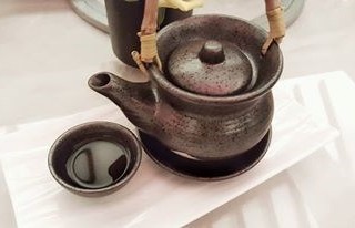 Conch Chicken Consomme with Black Garlic 功夫茶(黑蒜炖螺头汤) - Telok Blangah's Peony Jade (Telok Blangah)|Singapore
